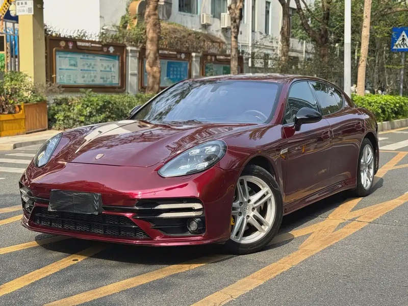 Porsche Panamera