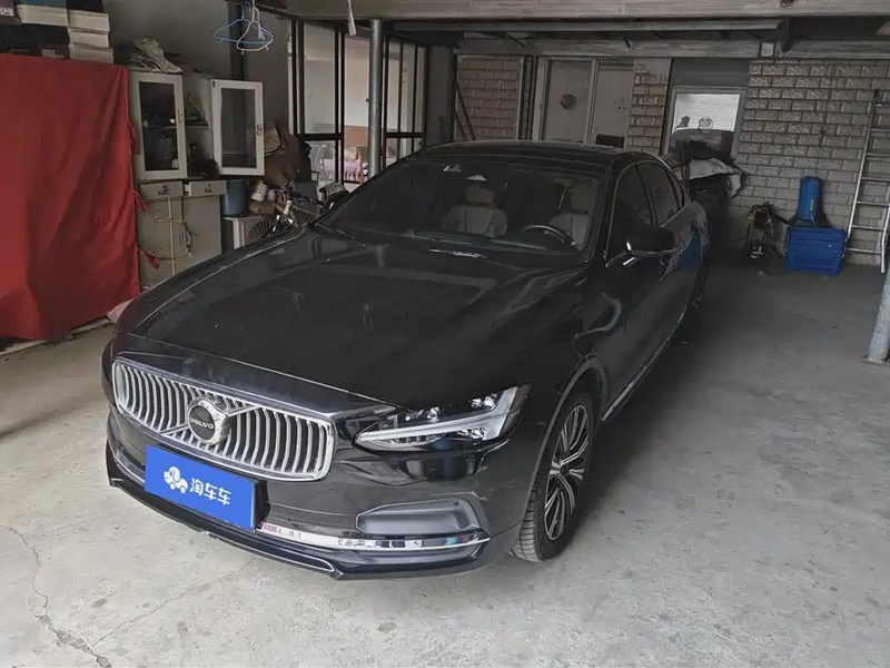 Volvo S90