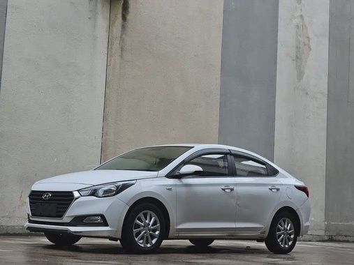 Hyundai Verna 2018