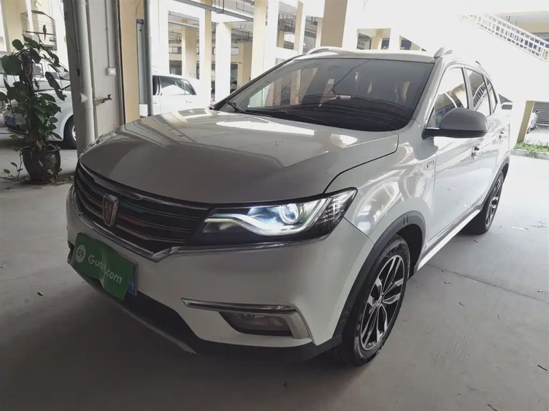Roewe RX5