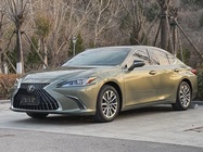 Lexus ES 2022