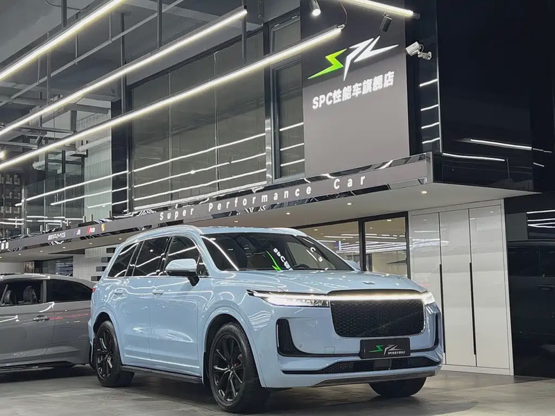 Li Auto ONE