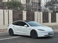 Tesla Model 3 2025