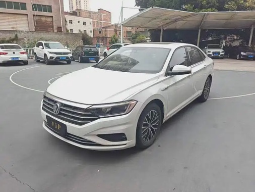 Volkswagen Sagitar 2020