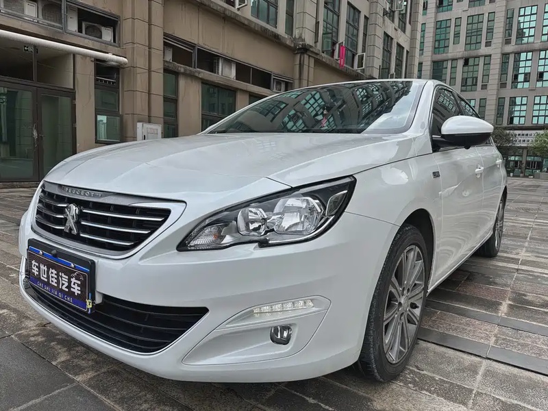 Peugeot 408
