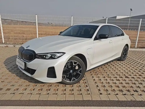 BMW i3 2025