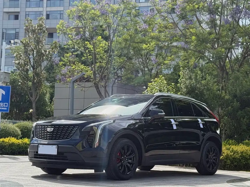Cadillac XT4