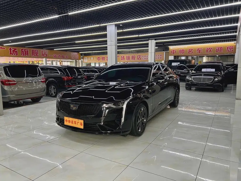 Cadillac CT4