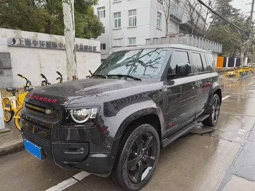 Land Rover Defender 2025