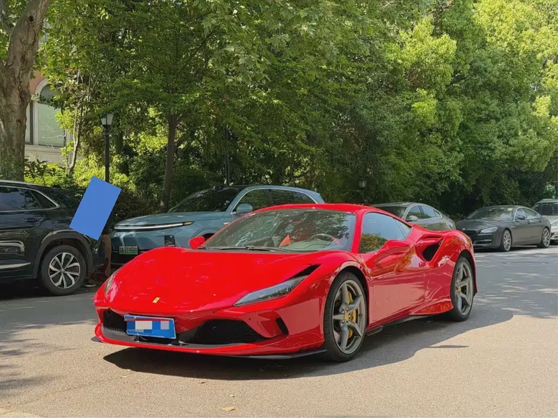 Ferrari F8