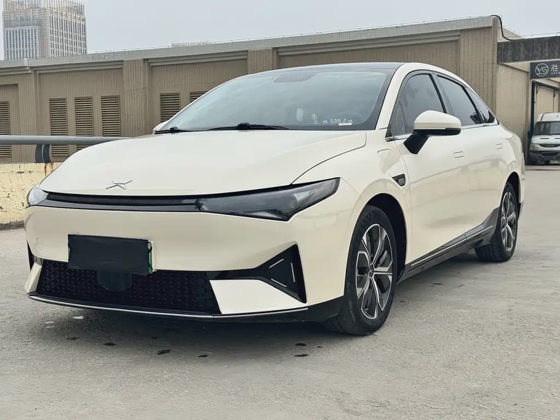XPeng P5