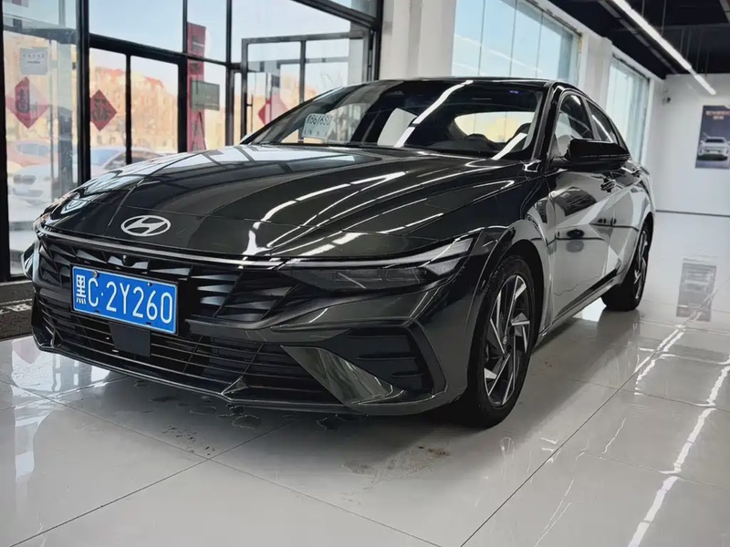 Hyundai Elantra