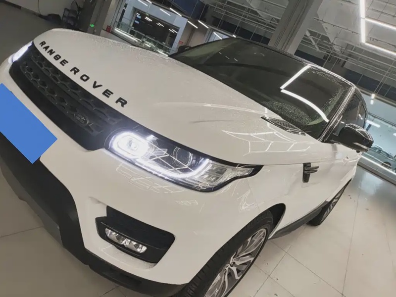 Land Rover Sport