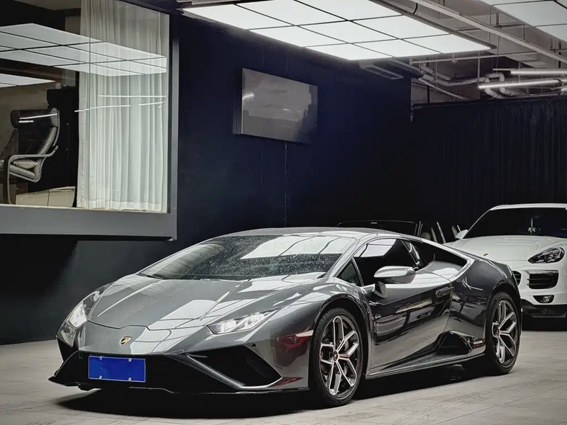 Lamborghini Huracan