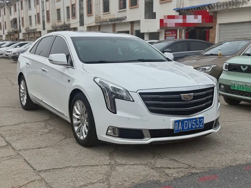 Cadillac XTS