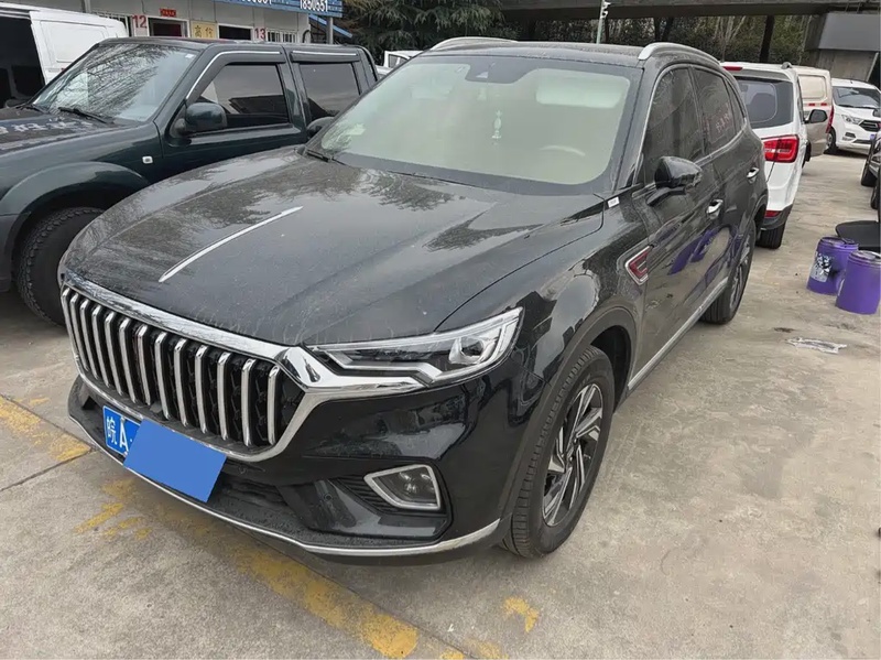 Hongqi HS5