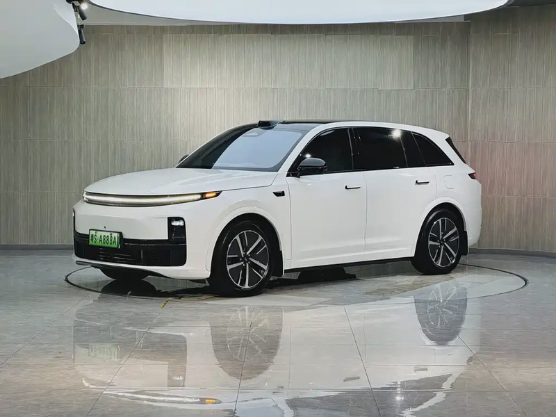 Li Auto L7