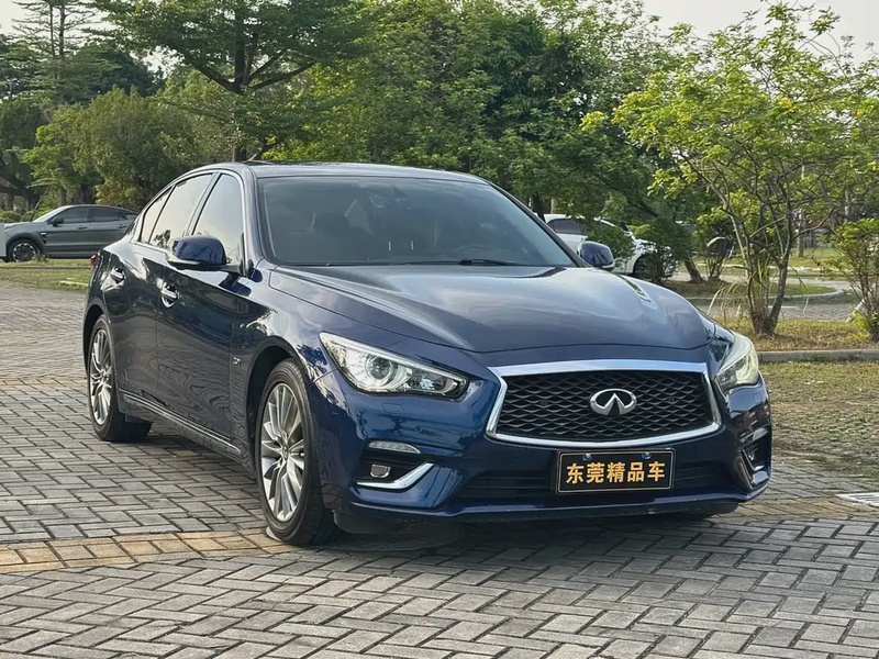 Infiniti Q50