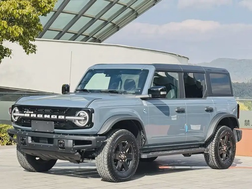 Ford Bronco 2024