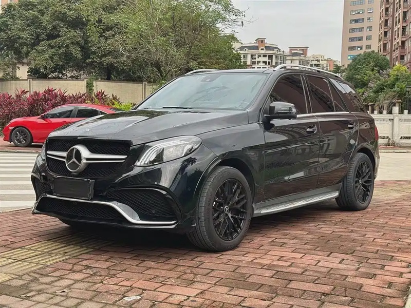 Mercedes-Benz M-Class