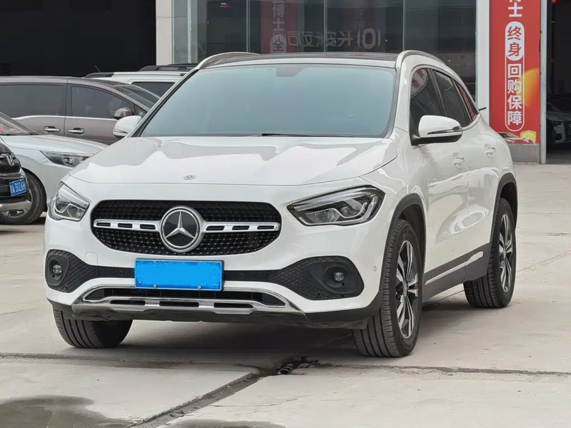 Mercedes-Benz GLA-Class