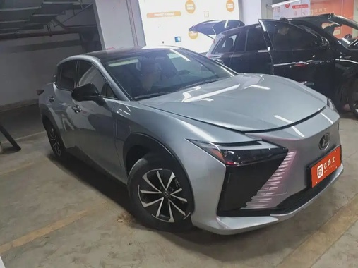 Lexus RZ 2023