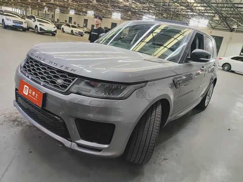 Land Rover Sport