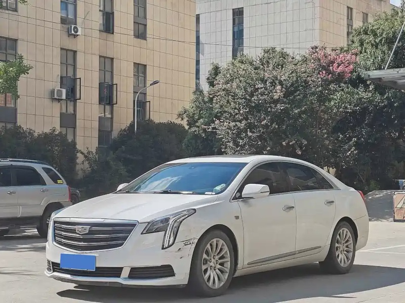 Cadillac XTS
