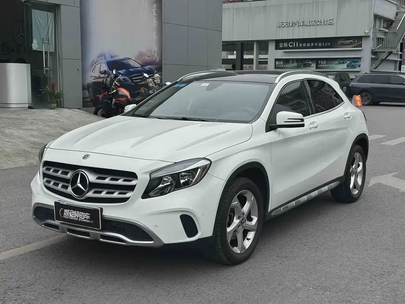 Mercedes-Benz GLA-Class