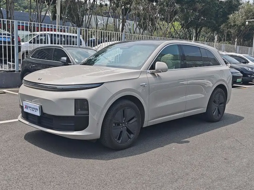 Li Auto L6 2024
