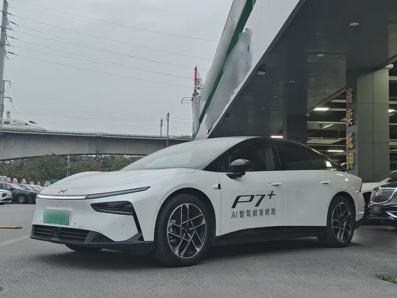 XPeng P7