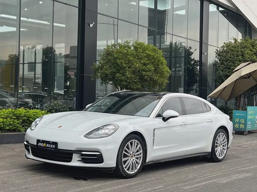 Porsche Panamera 2018