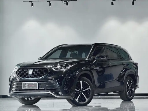 Toyota Crown Kluger 2023