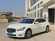 Infiniti Q70 2016