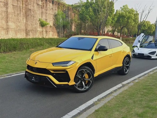 Lamborghini Urus 2022
