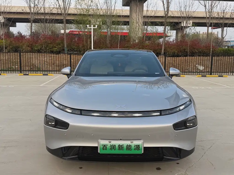 XPeng P7