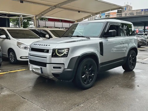 Land Rover Defender 2022