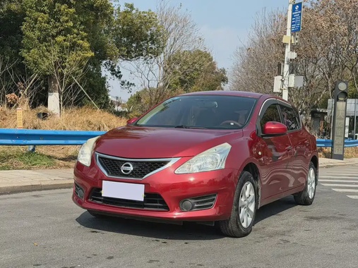 Nissan Tiida 2016