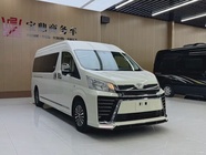 Toyota Hiace 2022