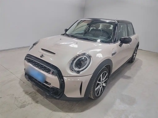 MINI Other 2022
