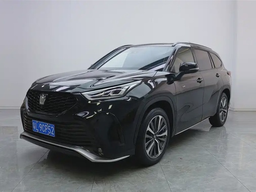 Toyota Crown Kluger 2025