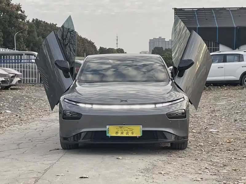 XPeng P7