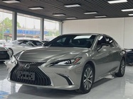Lexus ES 2021