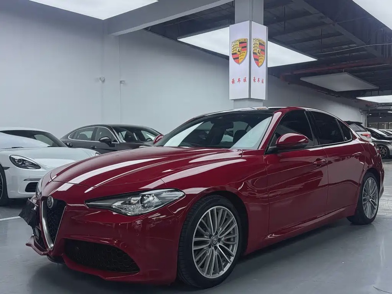Alfa Romeo Giulia