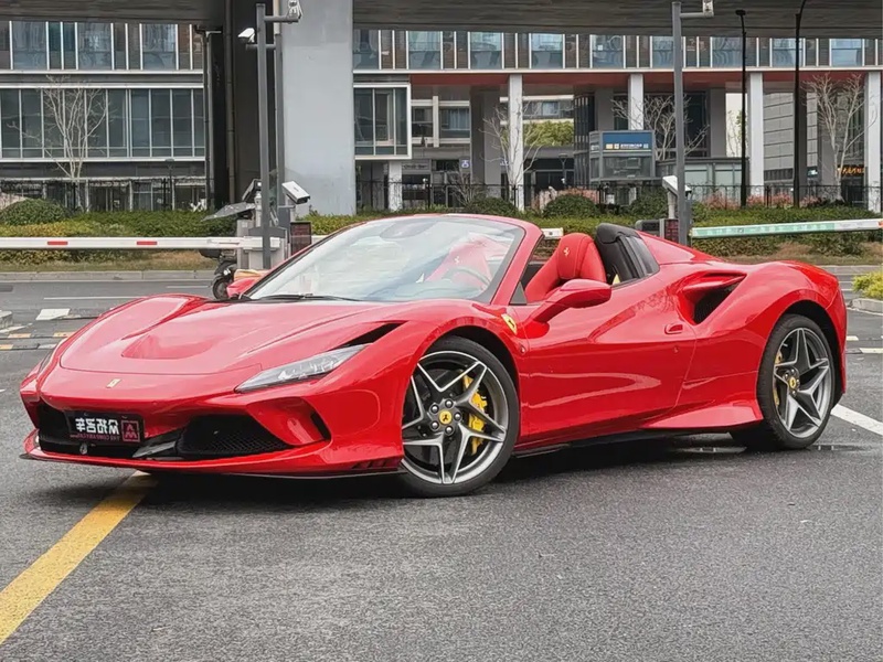 Ferrari F8