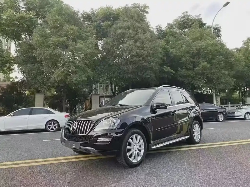 Mercedes-Benz M-Class