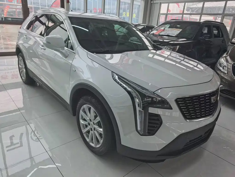 Cadillac CT4