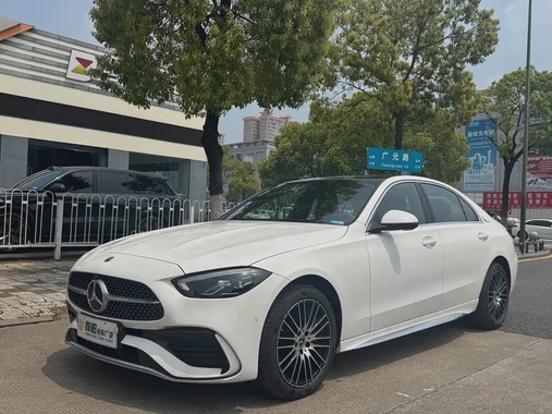 Mercedes-Benz C-Class 2024