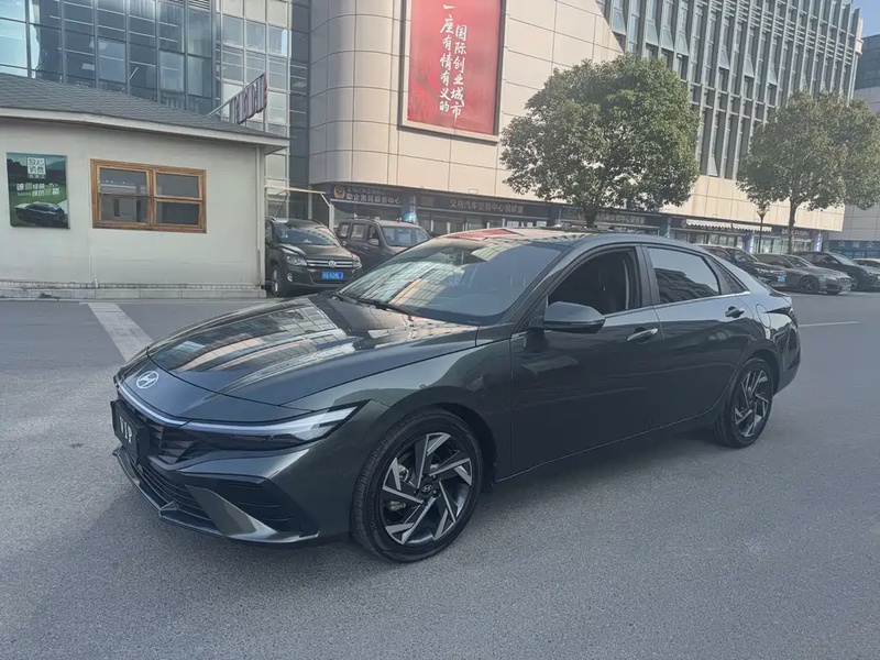 Hyundai Elantra