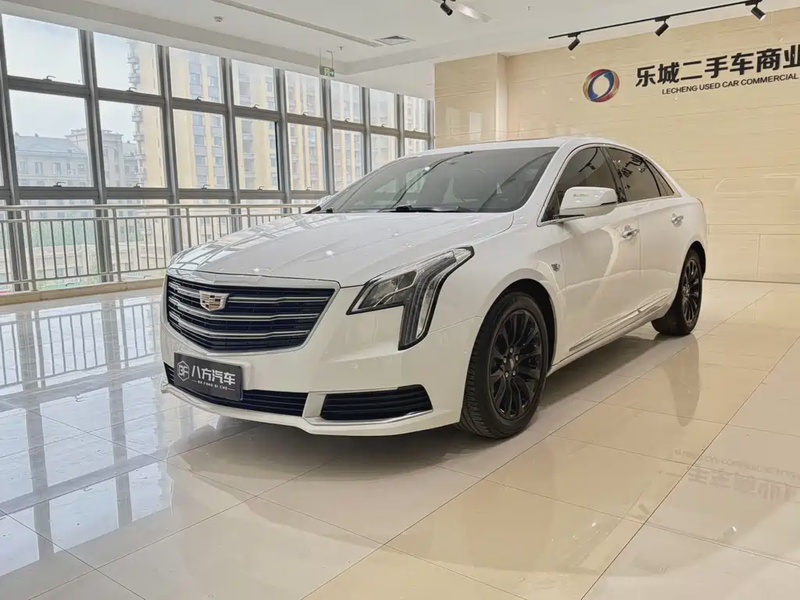 Cadillac XTS